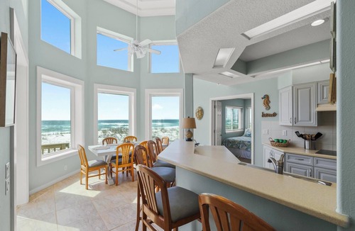Villa Segunda House | Great 7 BR Gulf Front Home | Over 4,500 Sq Ft | Event Friendly | Pet Friendly