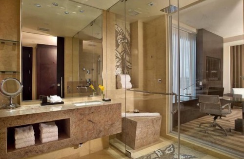 Seybold Hotel | Great Amenities & Location! Outdoor Pool, Close to Downtown Miami & Wynwood!