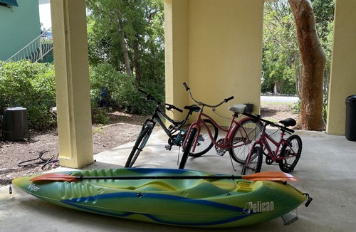 Tavernier House | Great house at walking distance from the ocean. Key Largo-Tavernier.