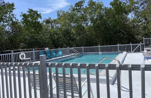 Siesta Key Condo | Great location on Siesta Key! Best value!