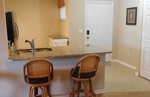 Biggar Condo | Ground floor 3/2 with Courtyard
