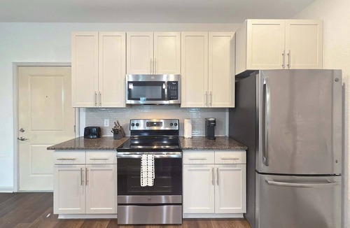 Clearwater Apartment | Ground-Floor Luxury 2 BR with Pond and Pool Views