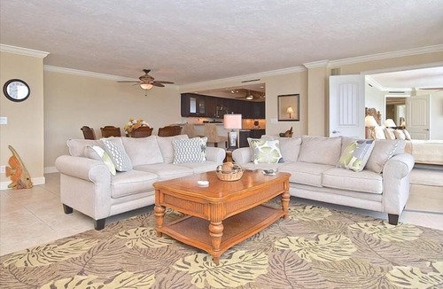 Siesta Key Condo | Gulf Front Condo with Vews of the Gulf & Bay at Fishermans Haven. Private Beach, Heated Pool, Gated.