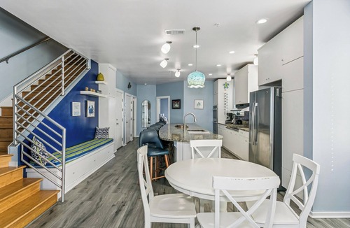 White Sands First House | Gulf Front End Unit 4 Bedroom Pet Friendly with Private Elevator