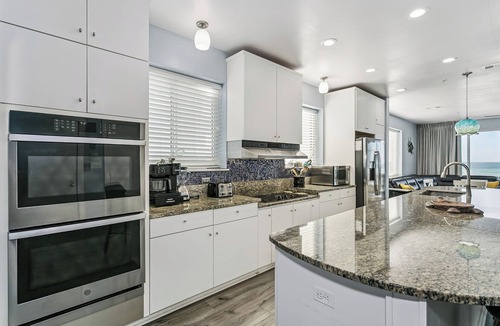 White Sands First House | Gulf Front End Unit 4 Bedroom Pet Friendly with Private Elevator