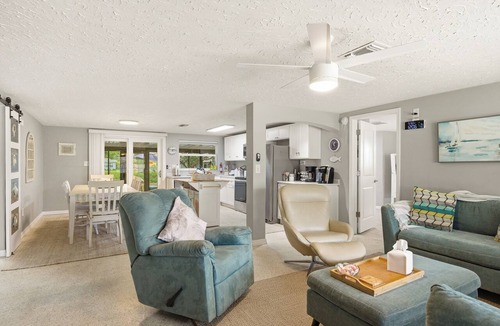 Hudson Beach Estates House | Gulf Front Paradise w/Kayaks & Paddle Boat!