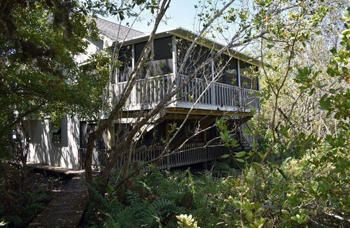 Gulf Pines House | Gulf Pines Sanibel Island Vacation Rental Home with Community Pool