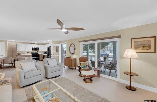 Fort Myers Beach Condo | Gulf Westwind 3-1. Across the street from Beach! Resort style pool.
