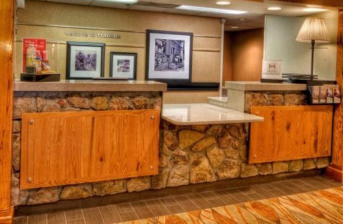 Franklin Hotel | Hampton Inn Franklin, NC