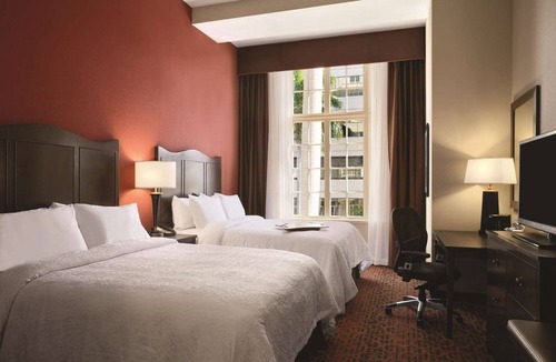 Bradenton Hotel | Hampton Inn & Suites Bradenton Downtown Historic District