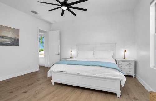 Goodland House | Harbor Place Boathouse BRAND NEW