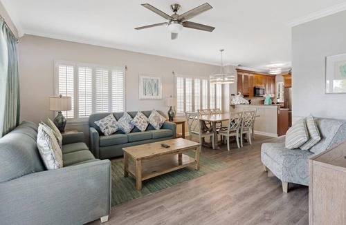 Marathon House | Harbor Village Home with Boat Dockage: Canalside 3BR/3BA Cottage 7079
