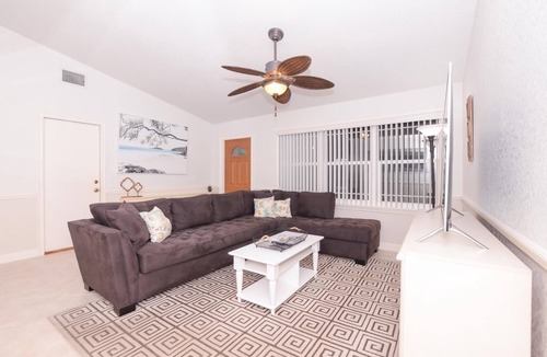 Florida Ridge House | Harmony Oaks Retreat with Screen Private Pool overlooking Oak Hammocks