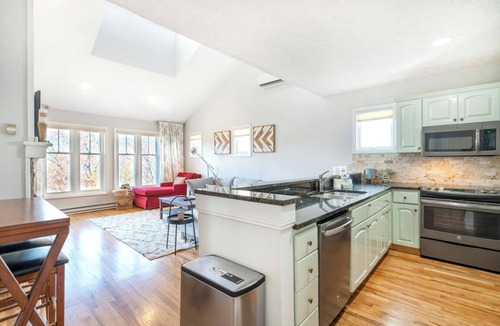 Seven Devils Condo | Hawks Peak 406- Mtn Condo, Top Floor, Mtn View, Modern, Near Attractions