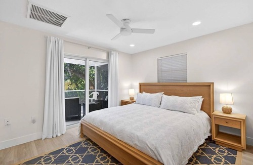 Captiva House | Heart of Captiva 4BR home; private sandy lane 254 steps to beach, restaurants!