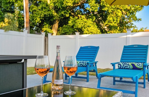 Barrington Hills House | Heated pool, hot tub, game room, firepit, 10 min to Honeymoon beach and downtown