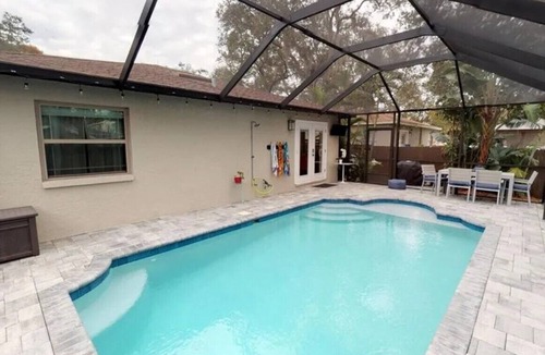 Ballast Point House | Heated Pool Island Oasis! 2 king bedrooms/2 baths in the heart of South Tampa.