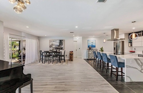 Edgewater House | HEATED POOL WATERFRONT GULF ACCESS 4BR 3.5BA LUXURY FLORIDA HOME NEAR BEACH 🐬