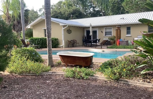 Palm Harbor House | Heated salt water pool, close to beaches, includes free pass to Honeymoon beach