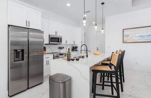 Fort Myers House | Heated Saltwater I Pool Game Room | Firepit I BBQ