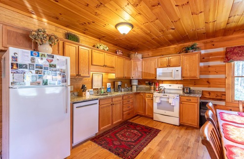 Boone Cabin | Hemlock Hideaway: Quiet Neighborhood Cabin Near Boone & Blowing Rock with Firepit, Yard, & Hot Tub!