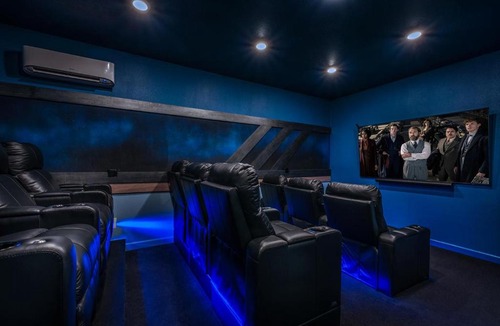 Melbourne Beach House | HI365SD 6 bed, Pirate, Theater