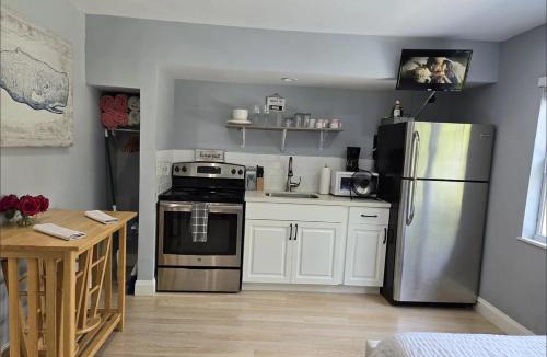 Delray Beach House | Hideaway Steps off Atlantic Ave - Private Studio