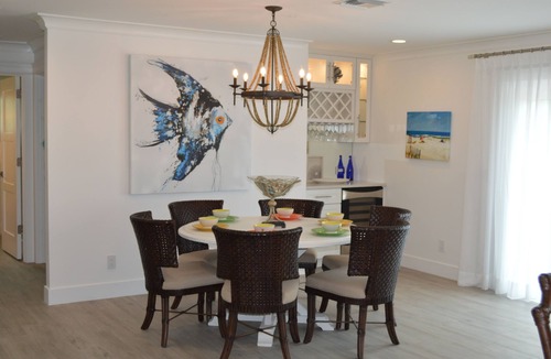 Jupiter House | High End, Head to Toe Renovation home with Pool & Hot tub