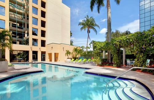 Boca Raton Hotel | Hilton Boca Raton Suites