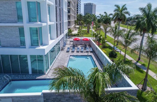 Land of the Presidents Hotel | Hilton Garden Inn West Palm Beach I95 Outlets