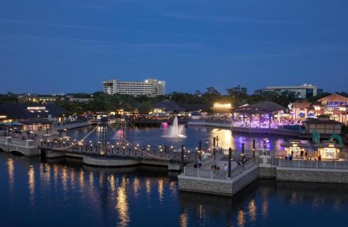 Lake Buena Vista Resort | Hilton Orlando Lake Buena Vista - Disney Springs™ Area