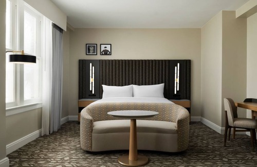 Downtown Tampa Hotel | Historic Charm with Modern Luxury! Experience Tampa