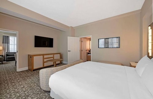 Downtown Tampa Hotel | Historic Charm with Modern Luxury! Experience Tampa