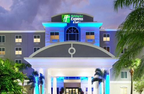 Saint Lucie West Hotel | Holiday Inn Express Hotel & Suites Port St. Lucie West by IHG