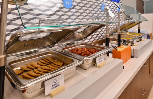 Arcadia Hotel | Holiday Inn Express Hotel and Suites Arcadia, an IHG Hotel