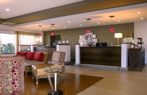 Fort Myers Hotel | Holiday Inn Fort Myers - Downtown Area, an IHG Hotel