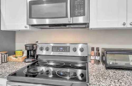 Temple Terrace House | Home near Busch Gardens , USF , Moffitt , Downtown, Fairgrounds, Hardrock Casino