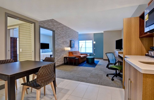 Florida Central Atlantic Coast Hotel | Home2 Suites by Hilton Orlando at Flamingo Crossings
