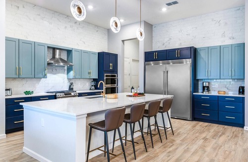Loughman House | Homes by Villatel | Arcade, Sci-Fi & Ocean Themed BRs, Theater, Gym - Near Parks