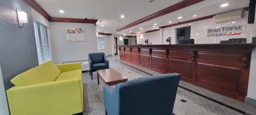 Egg Harbor Township Hotel | HomeTowne Studios by Red Roof Egg Harbor-Atlantic City Airport