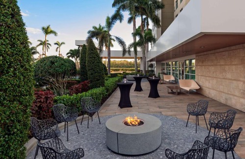 Braden River Hotel | Homewood Suites by Hilton Sarasota-Lakewood Ranch