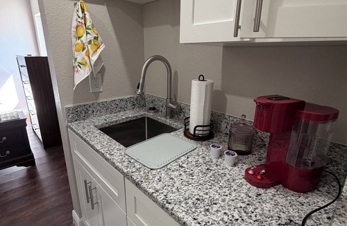 Brandon Apartment | Honeymoon House