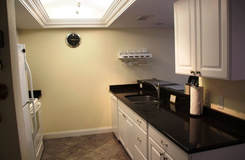 Siesta Key Condo | House of the Sun Top Floor 2 Bdrm/2 Bath