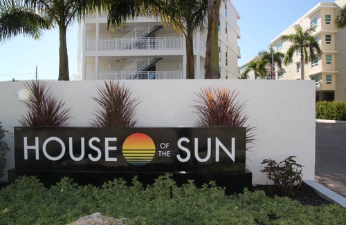 Siesta Key Condo | House of the Sun Top Floor 2 Bdrm/2 Bath