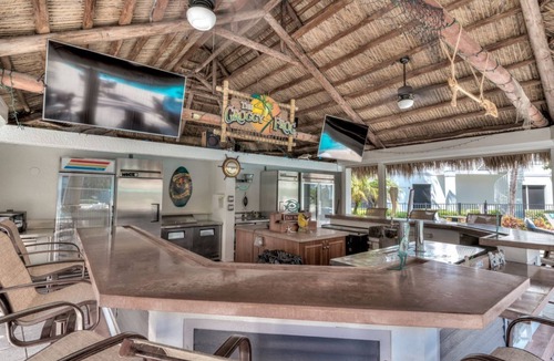 Bonita Shores Condo | Huge Heated Pool & Sunny Beach by our Free Shuttle!