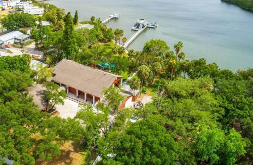 Riverview House | Huge Waterfront Mini-Resort with Gym, Dock and Pool