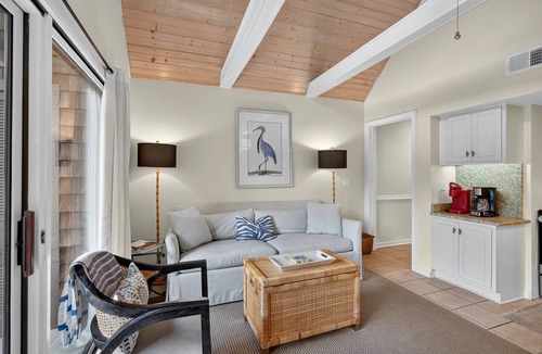 Kiawah Island Condo | Ideal Weekend Getaway! Only 200 Yards to Beach, Popular East Beach Area!