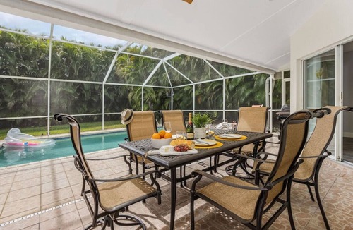 Central Naples House | Imagine Villa * where Sunshine Dreams come true