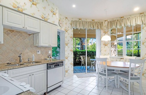 Beauville Condo | Immaculate 3br condo, world class Pelican Bay beach amenities