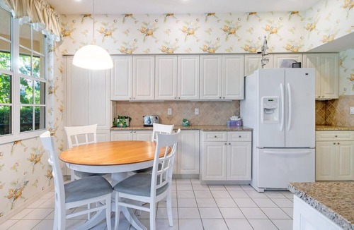 Beauville Condo | Immaculate 3br condo, world class Pelican Bay beach amenities